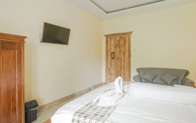 Giri Krisna Guest House