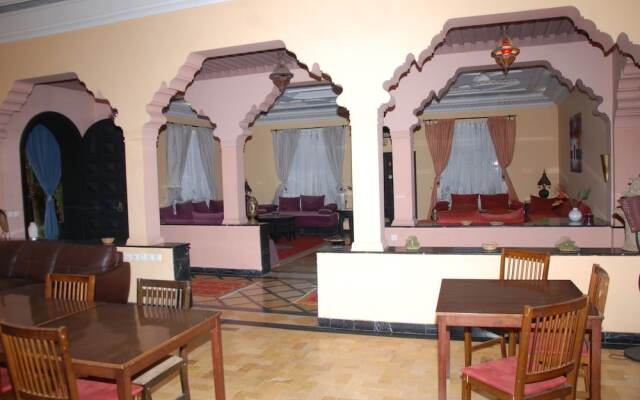 Villa Guest