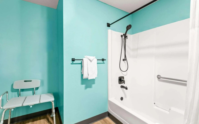 Maverick Hotel Eugene Near University, an Ascend Collection Hotel