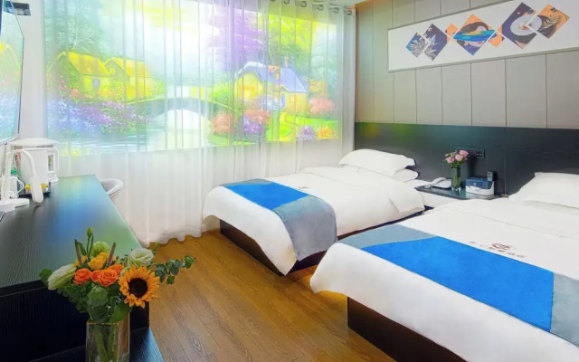 Rc Smart Hotel