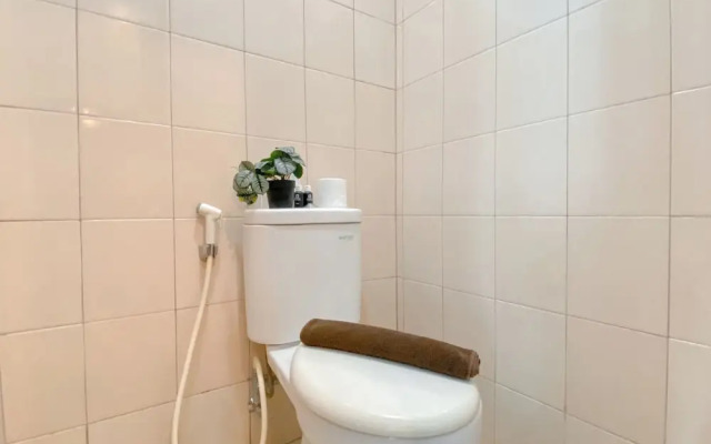 Comfy And Minimalist Studio Apartment At Tifolia