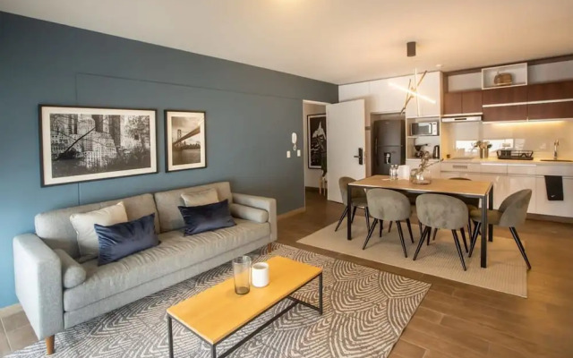 w Elegant 2BR in the Heart of Miraflores