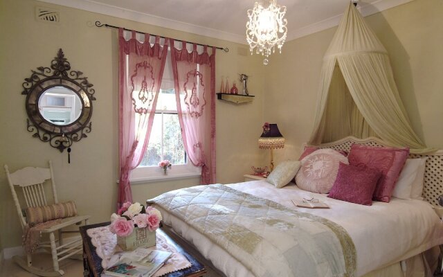Jasmine's Cottage