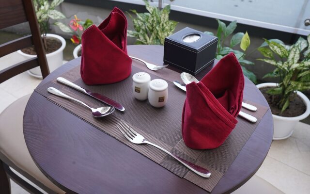 Legend Westlake Hotel