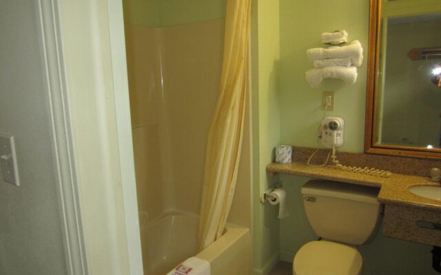 Passport Inn And Suites Chaplin