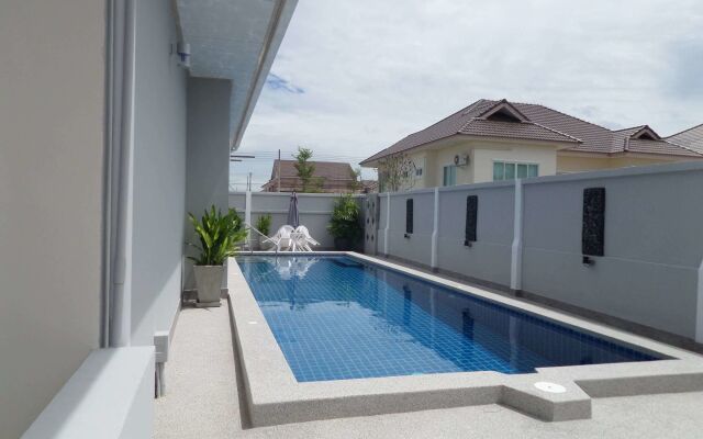 Siam Court