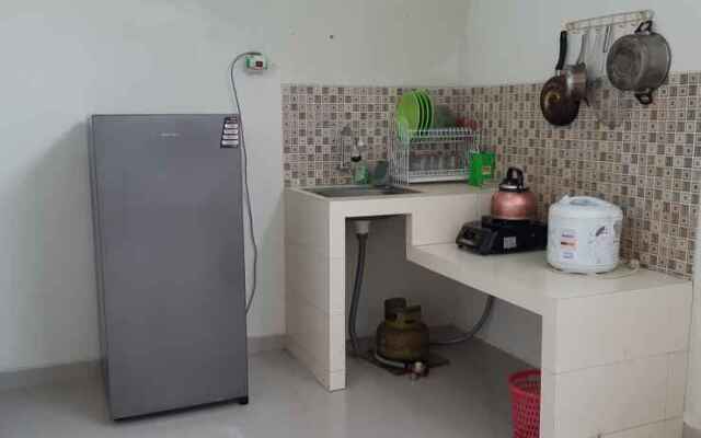 Full House Two BR at Emerald Villa Batu J6