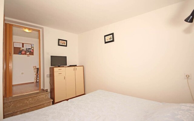 Studio Apartment Valkane