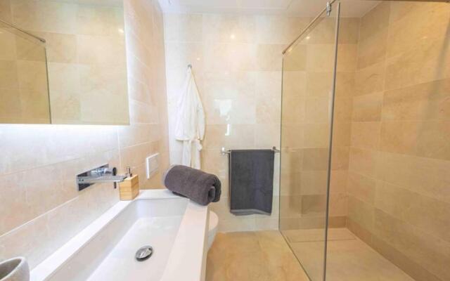 New Top Townhouse With Private Pool/4Bdr/3.5Bath