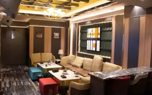 Qintian Holiday Hotel
