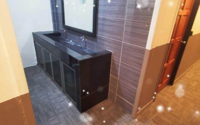 Marvel Suite ABNB