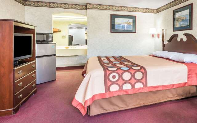 Super 8 by Wyndham West Greenwich/Providence