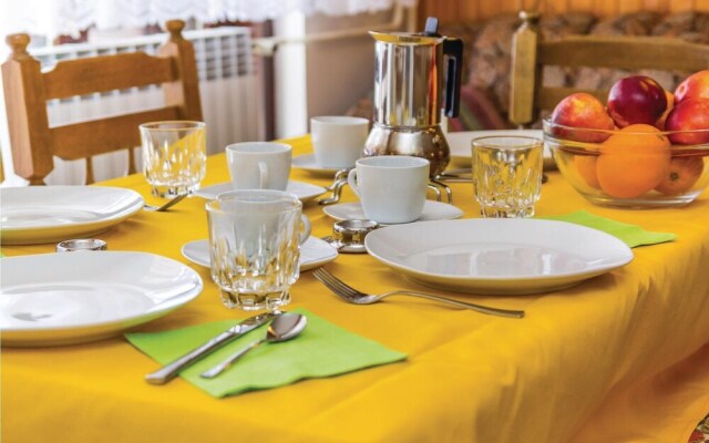 Awesome Home in Kolavici With Wifi and 2 Bedrooms