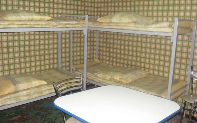 Zhit Khorosho Hostel