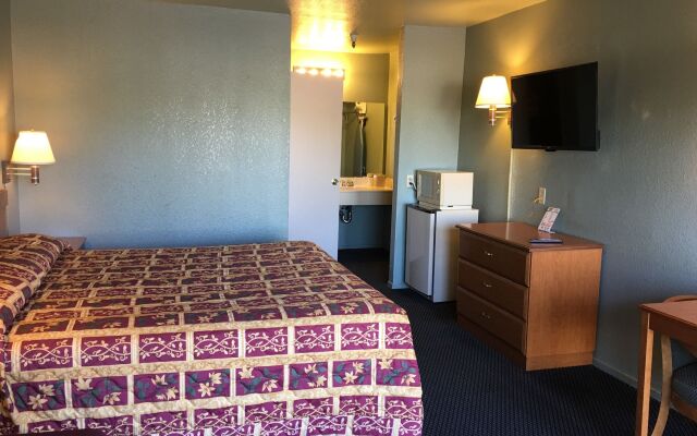 Applegate Inn