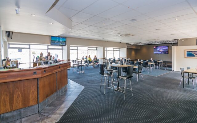 Merimbula Lakeview Hotel