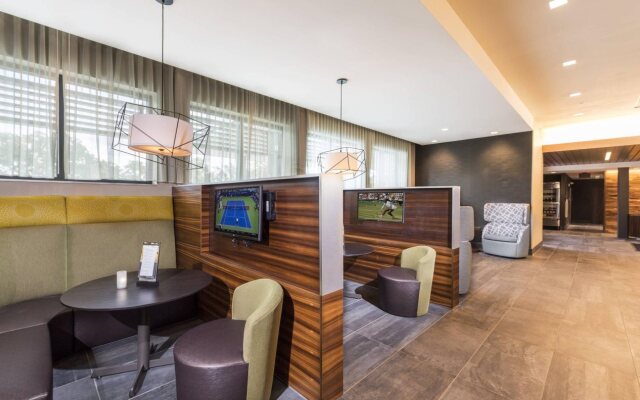 Courtyard by Marriott Tampa Northwest/Veterans Expressway