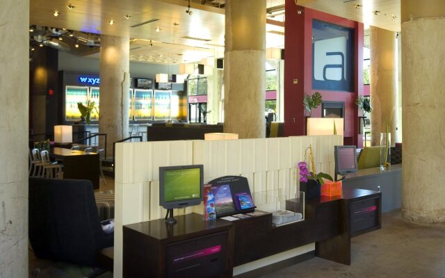 Aloft Dallas Downtown