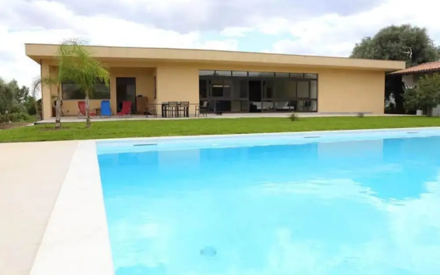 Villa in Solarino With Private Pool