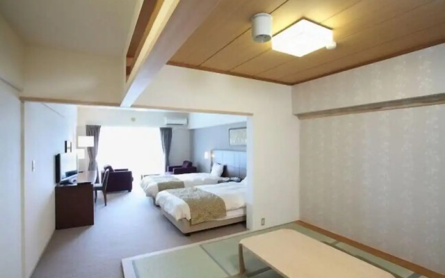 Wisterian Life Club Usami