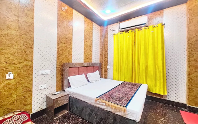 Hotel Hanuman Palace Ayodhya