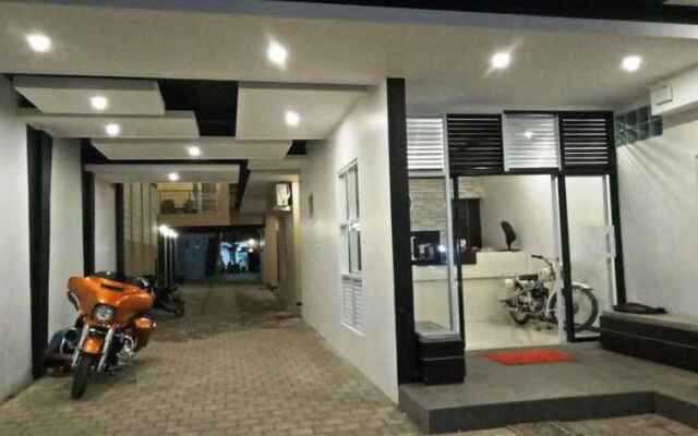 In Out Hotel Pangandaran