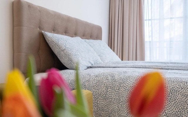 Sunny Dream Apartments