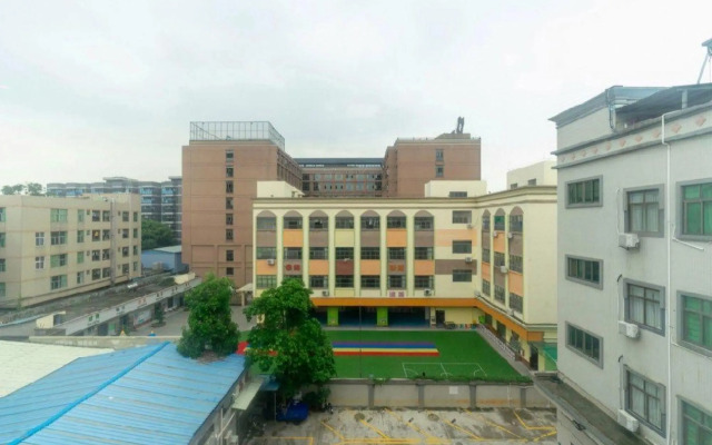 Vienna Hotel (Dongguan Dalang Bus Station)