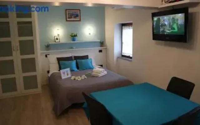 Apartments Komel