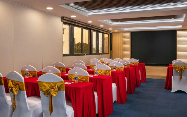 Princess Saigon Central Hotel