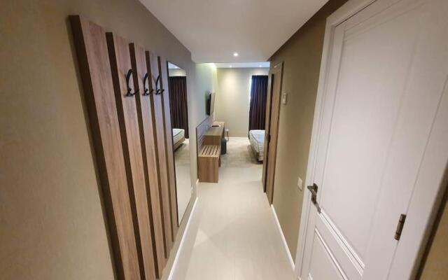 Leo Group BEST STUDIO 2507 Alliance Palace