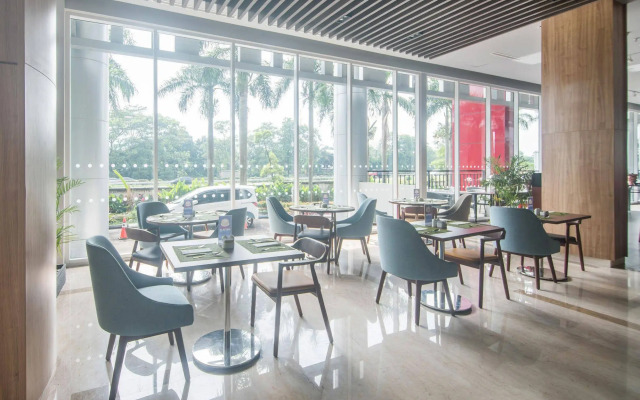 Bigland Hotel & Convention Sentul