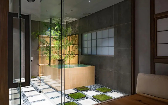 KONJAKUSO Osaka Bentencho "HIKARIYUYA" Projection Mapping SPA