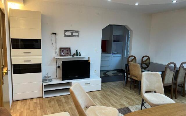 Apartmani Piramida Mjeseca i Sunca