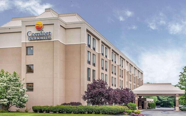 Comfort Inn & Suites Somerset - New Brunswick