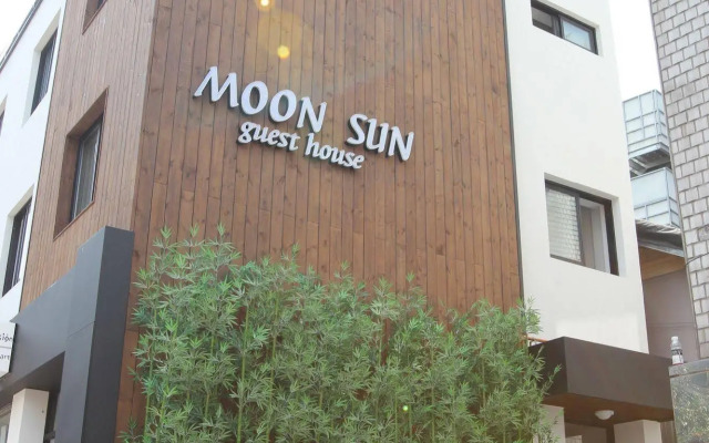 Moon Sun Guesthouse