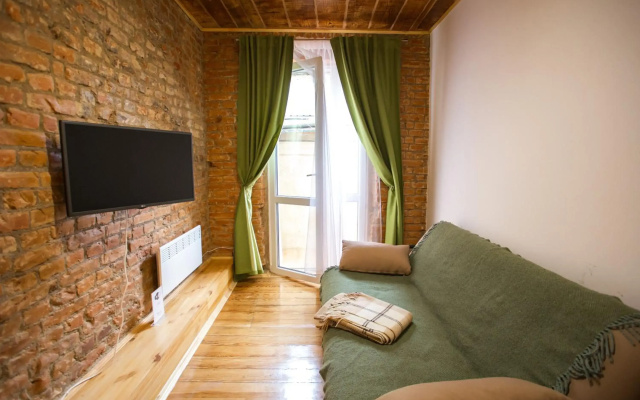 Peaceful studio on Rynok Square
