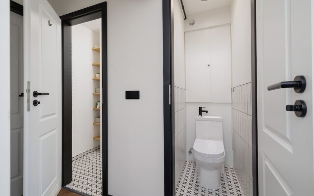 Two-bedroom Strzelców 9 by Renters