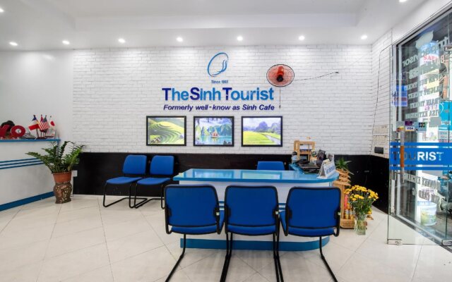 A Dong Hotel