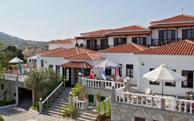 Hotel Dionyssos