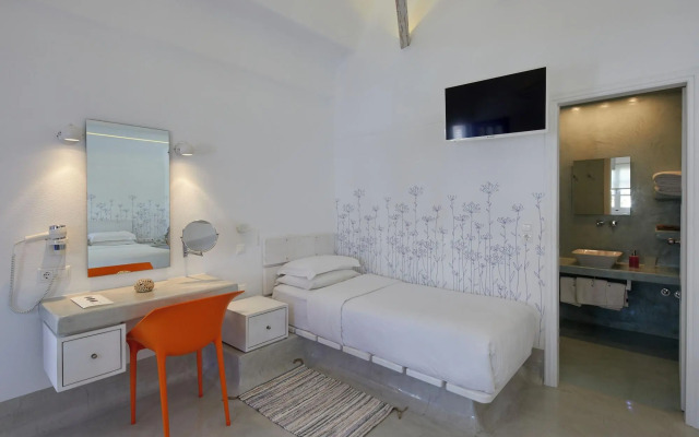 Kouros Village Hotel - Adults Only