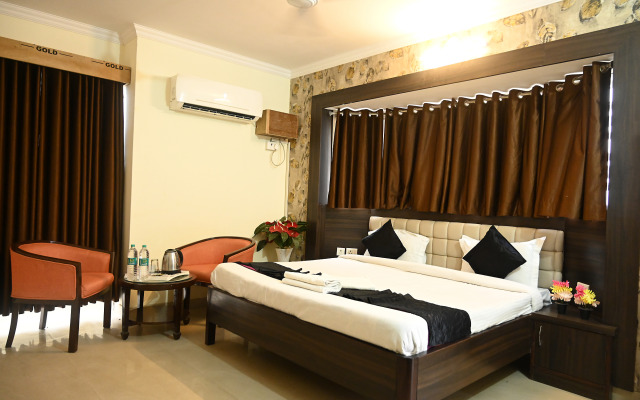 Ganga Darshanam Guest House