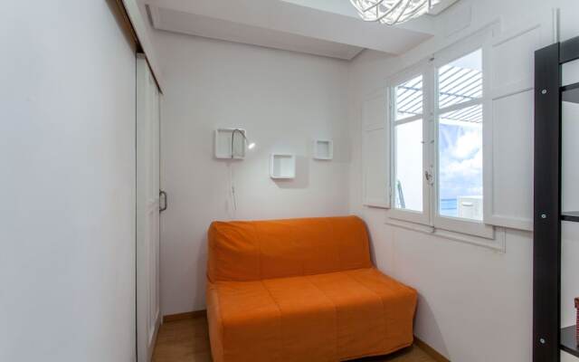 Apartment in the old town with terrace