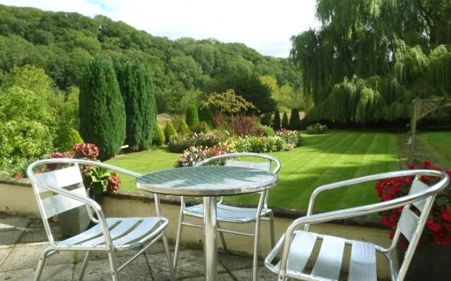 Paddocks Hotel