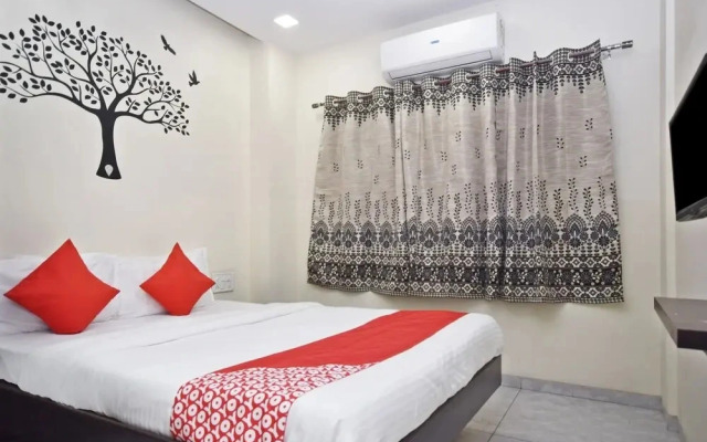 Hotel Royal Front by OYO Rooms