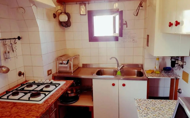 Large Top 3 Rooms Flat Central Rialto