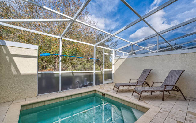 Nice and pleasant townhome villa with private pool near Disney