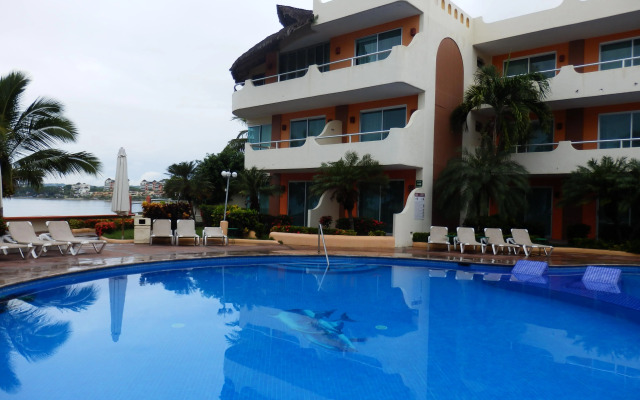 Star Bay Suites Resort