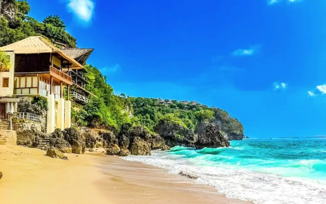 Bingin Beach House