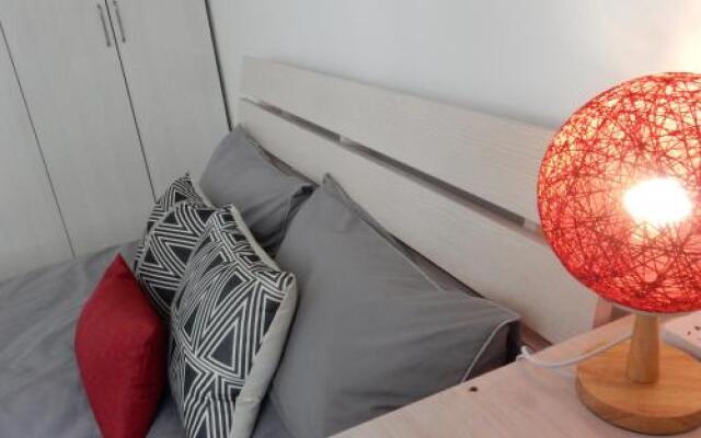 Charming Room-5 min to Subway